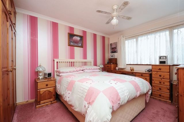  Image of 3 bedroom Semi-Detached house for sale in Humber Close Wantage OX12 at Humber Close  Wantage, OX12 7DT