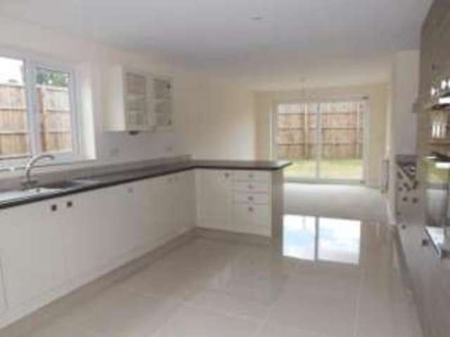  Image of 4 bedroom Detached house for sale in The Baulk Beeston Sandy SG19 at 2C The Baulk Beeton Beeston, SG19 1NR