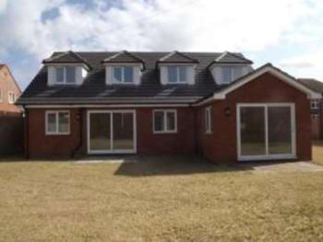  Image of 4 bedroom Detached house for sale in The Baulk Beeston Sandy SG19 at 2C The Baulk Beeton Beeston, SG19 1NR