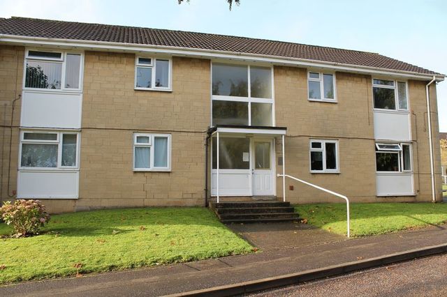  Image of 1 bedroom Flat for sale in Frome BA11 at Frome, BA11 1JQ