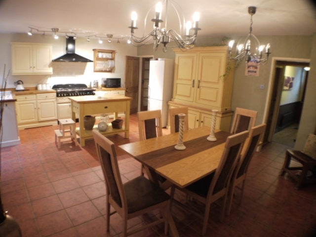  Image of 3 bedroom Terraced house for sale in Market Street Thornton Bradford BD13 at Bradford West Yorkshire Bradford, BD13 3HF
