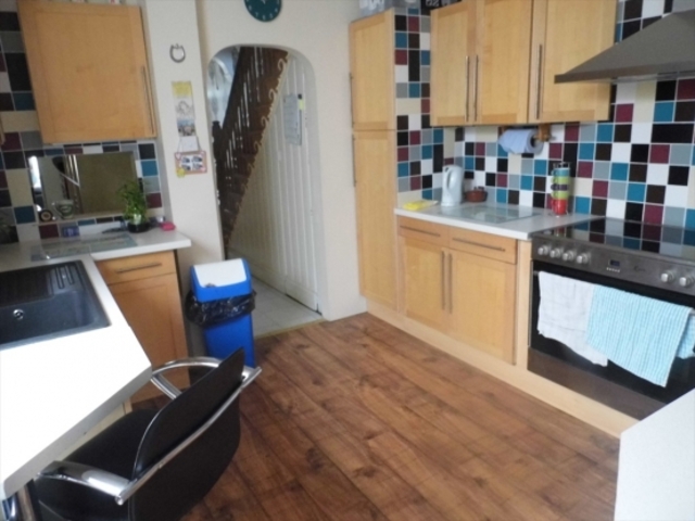  Image of 3 bedroom Terraced house for sale in Newton Nottage Road Porthcawl CF36 at Porthcal Mid Glamorgan Porthcal, CF36 5EE