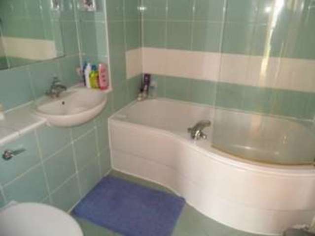  Image of 5 bedroom Terraced house for sale in Nottage Crescent Braintree CM7 at Braintree Essex Braintree, CM7 2TG