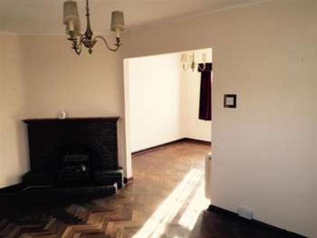  Image of 2 bedroom Bungalow for sale in Oak Lane Headcorn Ashford TN27 at Headcorn Ashford Headcorn, TN27 9TG