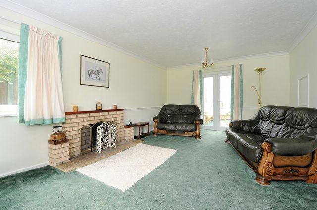  Image of 4 bedroom Detached house for sale in Orchard Close Charney Bassett Wantage OX12 at Orchard Close Charney Bassett Wantage, OX12 0EP