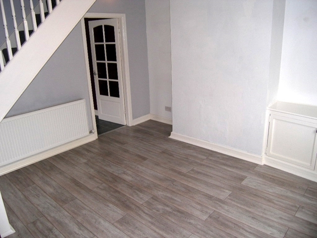  Image of 2 bedroom Terraced house to rent in Peter Street West Macclesfield SK11 at Peter Street West  MACCLESFIELD, SK11 8EF
