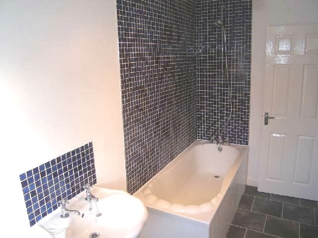  Image of 2 bedroom Terraced house to rent in Peter Street West Macclesfield SK11 at Peter Street West  MACCLESFIELD, SK11 8EF