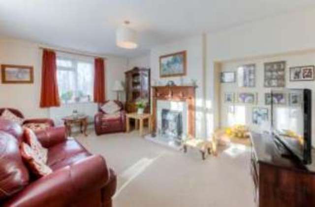  Image of 3 bedroom End of Terrace for sale in Shenleybury Shenley Radlett WD7 at Shenleybury Shenley Shenleybury, WD7 9DL