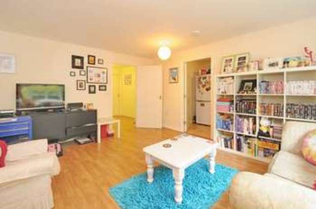  Image of 2 bedroom Flat for sale in Smiths Wharf Wantage OX12 at Smiths Wharf  Wantage, OX12 9GX