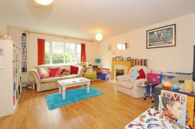  Image of 2 bedroom Flat for sale in Smiths Wharf Wantage OX12 at Smiths Wharf  Wantage, OX12 9GX