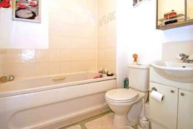  Image of 4 bedroom Terraced house for sale in Smiths Wharf Wantage OX12 at Smiths Wharf  Wantage, OX12 9GG