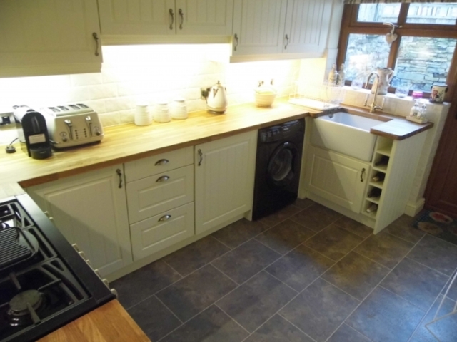  Image of 3 bedroom Cottage for sale in Sunnyhurst Darwen BB3 at Darwen Lancashire Darwen, BB3 1JX