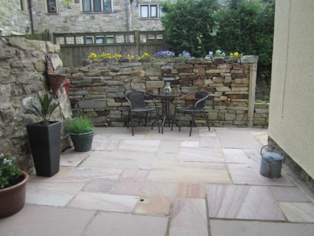  Image of 3 bedroom Cottage for sale in Sunnyhurst Darwen BB3 at Darwen Lancashire Darwen, BB3 1JX