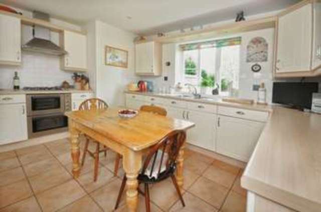  Image of 4 bedroom Detached house for sale in Townsend West Hanney Wantage OX12 at Townsend West Hanney Wantage, OX12 0LL