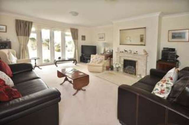 Image of 4 bedroom Detached house for sale in Townsend West Hanney Wantage OX12 at Townsend West Hanney Wantage, OX12 0LL