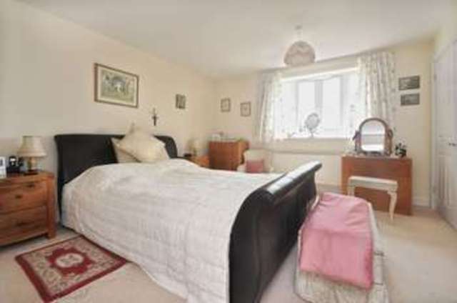  Image of 4 bedroom Detached house for sale in Townsend West Hanney Wantage OX12 at Townsend West Hanney Wantage, OX12 0LL