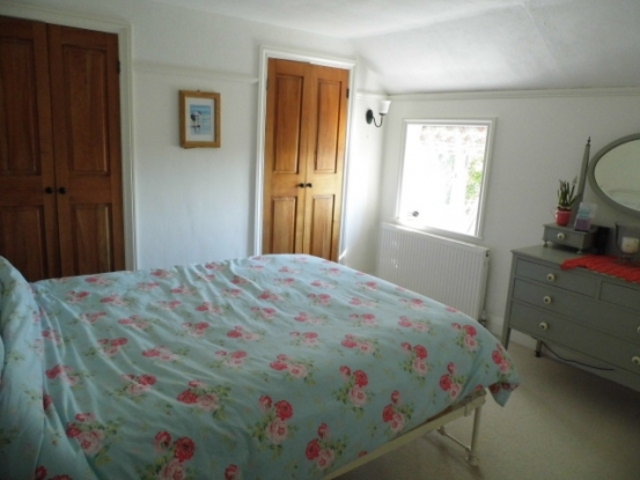  Image of 4 bedroom Cottage for sale in West Street Lenham Maidstone ME17 at Maidstone Kent Maidstone, ME17 2EP
