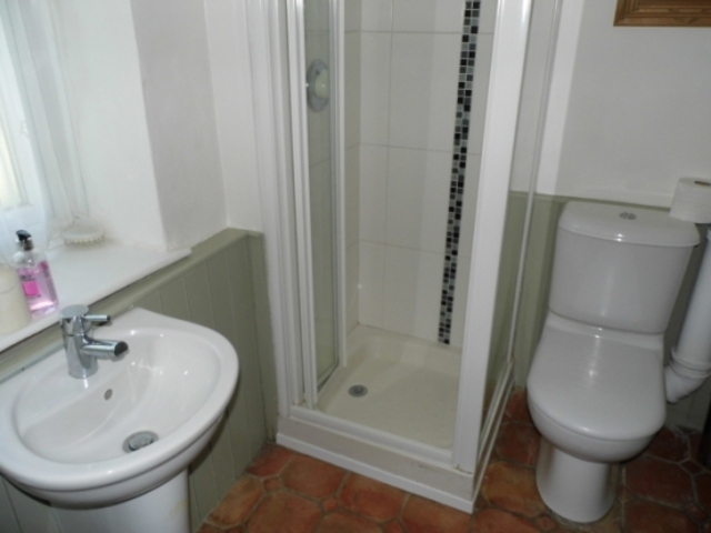  Image of 4 bedroom Cottage for sale in West Street Lenham Maidstone ME17 at Maidstone Kent Maidstone, ME17 2EP