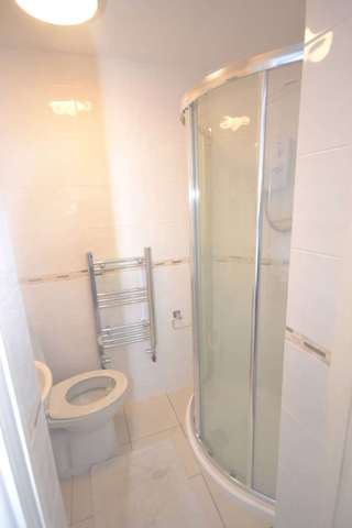  Image of 1 bedroom House Share to rent in Wantage Road Reading RG30 at Wantage Road  Reading, RG30 2SF