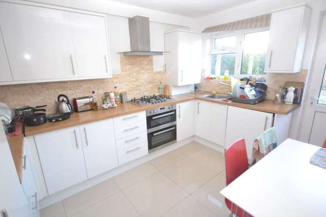  Image of 1 bedroom House Share to rent in Wantage Road Reading RG30 at Wantage Road  Reading, RG30 2SF