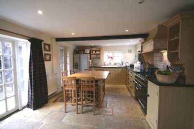  Image of 6 bedroom Detached house for sale in Buckland Faringdon SN7 at Buckland Faringdon, SN7 8PZ