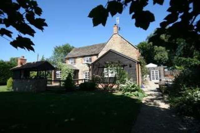  Image of 6 bedroom Detached house for sale in Buckland Faringdon SN7 at Buckland Faringdon, SN7 8PZ