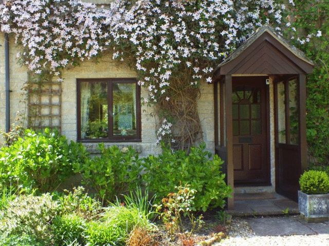  Image of 3 bedroom Detached house for sale in Whitchurch Canonicorum Bridport DT6 at Whitchurch Canonicorum Bridport, DT6 6RQ
