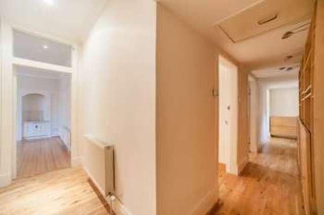  Image of 2 bedroom Flat for sale in The Crescent Skelmorlie PA17 at The Crescent  Skelmorlie, PA17 5DX