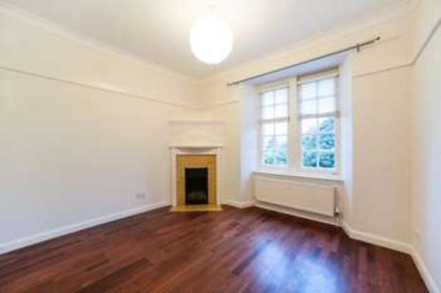  Image of 2 bedroom Flat for sale in The Crescent Skelmorlie PA17 at The Crescent  Skelmorlie, PA17 5DX