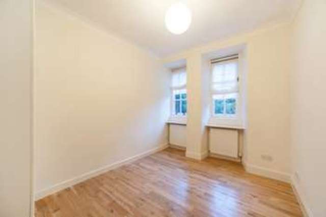  Image of 2 bedroom Flat for sale in The Crescent Skelmorlie PA17 at The Crescent  Skelmorlie, PA17 5DX