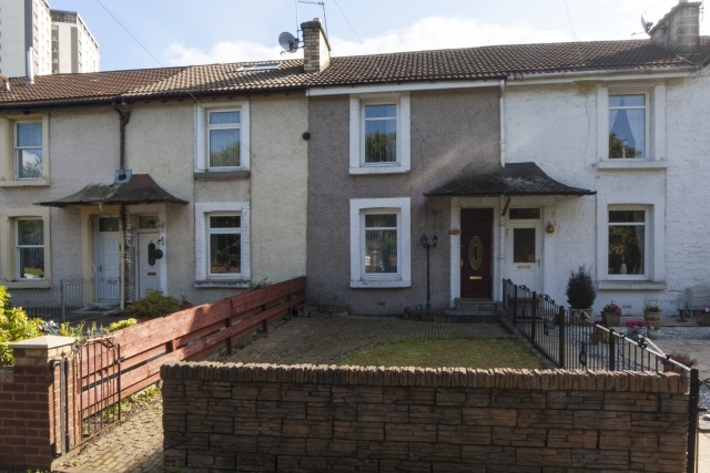  Image of 2 bedroom Cottage for sale in Summerfield Cottages Glasgow G14 at Summerfield Cottages  Glasgow, G14 0RB