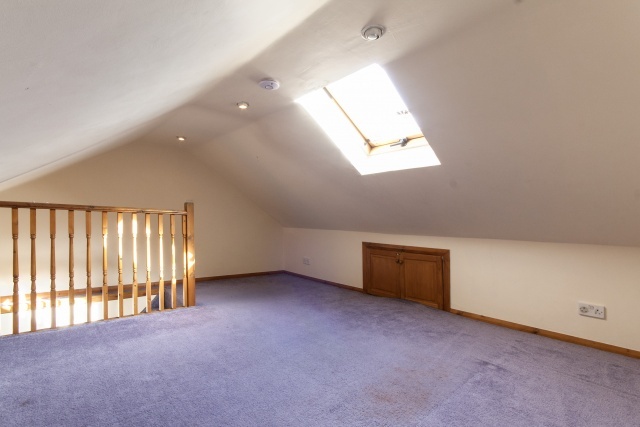  Image of 2 bedroom Cottage for sale in Summerfield Cottages Glasgow G14 at Summerfield Cottages  Glasgow, G14 0RB