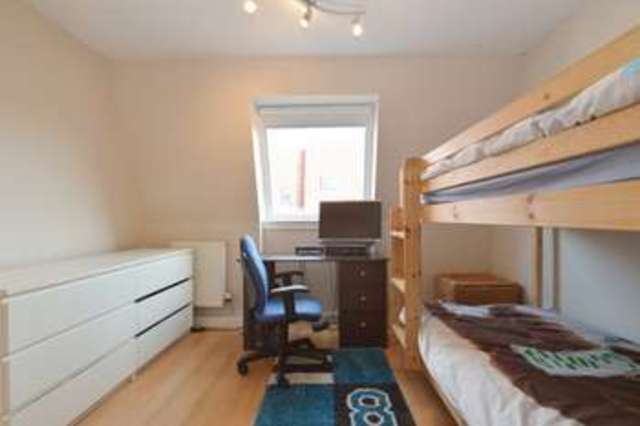  Image of 4 bedroom Town House for sale in Craigmount Brae Edinburgh EH12 at Craigmount Brae  Edinburgh, EH12 8XD