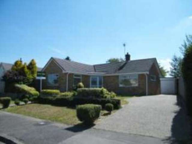  Image of 3 bedroom Bungalow for sale in Highfield Road Corfe Mullen Wimborne BH21 at Corfe Mullen Wimborne Corfe Mullen, BH21 3PG
