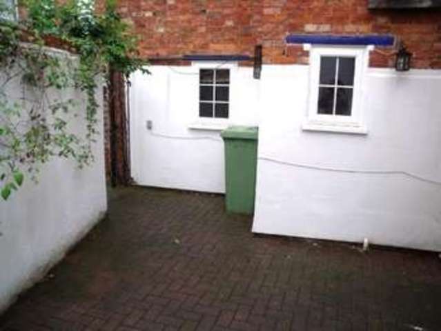  Image of 2 bedroom Detached house to rent in Silver Street Newport Pagnell MK16 at Paggs Court  Newport Pagnell, MK16 0EW