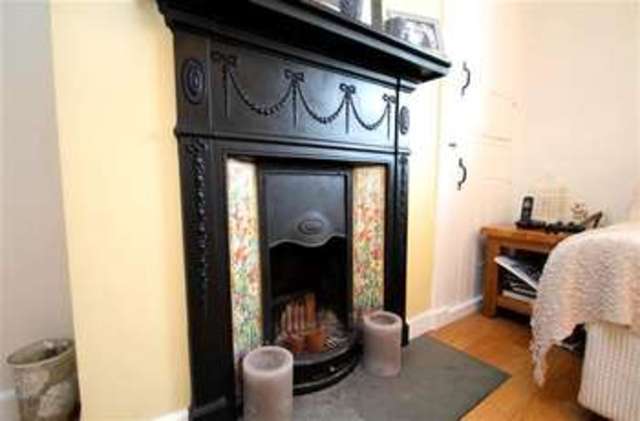  Image of 2 bedroom Semi-Detached house for sale in Durrington Hill Worthing BN13 at Durrington, BN13 2PU