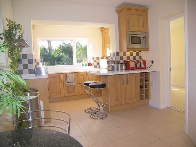  Image of 4 bedroom Detached house for sale in Hermitage Close Claygate Esher KT10 at Hermitage Close Claygate Esher, KT10 0HH