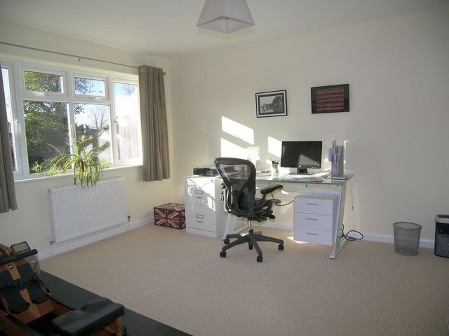  Image of 4 bedroom Detached house for sale in Hermitage Close Claygate Esher KT10 at Hermitage Close Claygate Esher, KT10 0HH