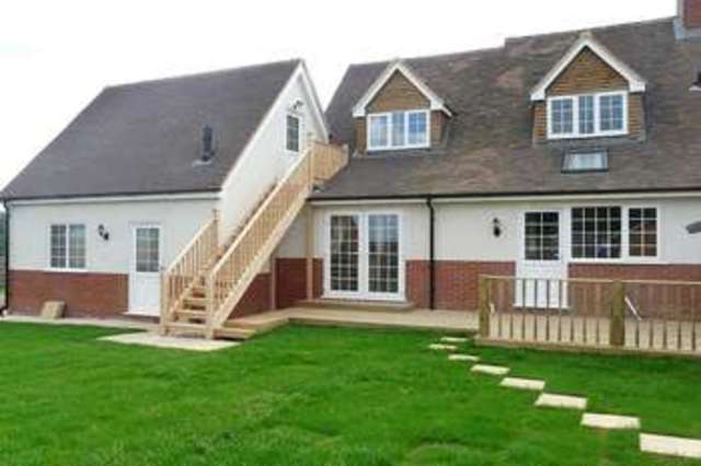  Image of 3 bedroom Semi-Detached house to rent in Goring Lane Goddards Green Mortimer Reading RG7 at Goring Lane Goddards Green Reading, RG7 3BA