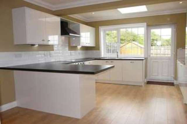  Image of 3 bedroom Semi-Detached house to rent in Goring Lane Goddards Green Mortimer Reading RG7 at Goring Lane Goddards Green Reading, RG7 3BA