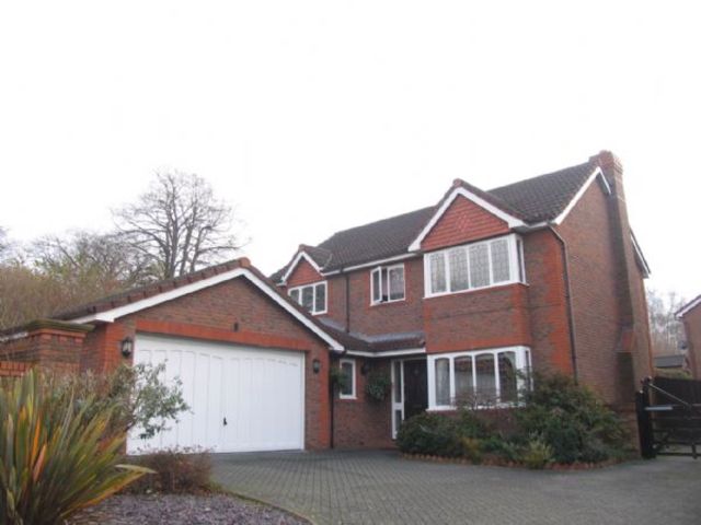  Image of 4 bedroom Detached house to rent in Plantagenet Park Warfield Bracknell RG42 at Plantagenet Park Warfield BRACKNELL, RG42 7UU