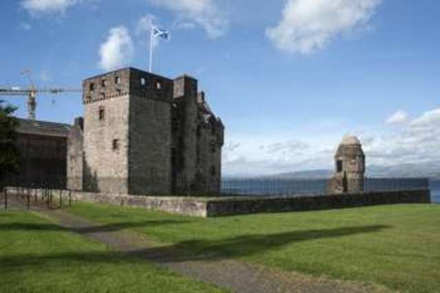  Image of 3 bedroom Detached house for sale in Hollybush Lane Port Glasgow PA14 at Hollybush Lane  Inverclyde, PA14 6QZ