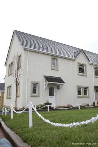  Image of 3 bedroom Detached house for sale in Hollybush Lane Port Glasgow PA14 at Hollybush Lane  Inverclyde, PA14 6QZ