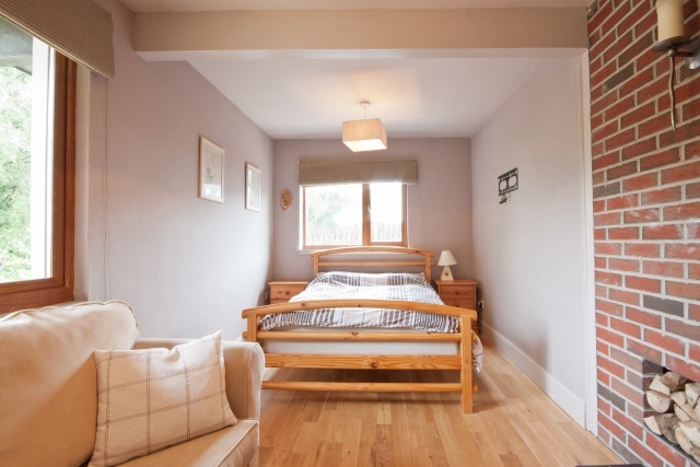  Image of 4 bedroom Cottage for sale in Howwood Johnstone PA9 at Belltrees Road  Howwood, PA9 1DL