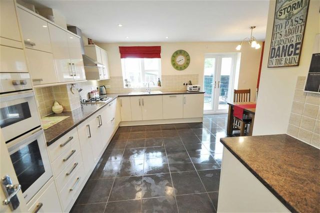  Image of 4 bedroom Property for sale in Tagwell Grange Droitwich WR9 at Tagwell Grange Droitwich Spa Droitwich Spa, WR9 7FD