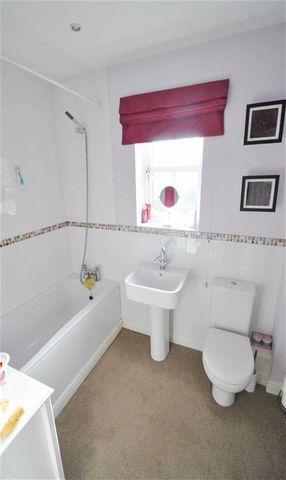  Image of 4 bedroom Property for sale in Tagwell Grange Droitwich WR9 at Tagwell Grange Droitwich Spa Droitwich Spa, WR9 7FD