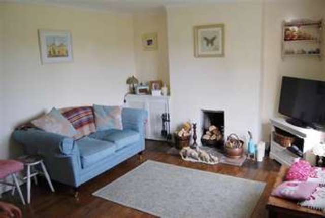  Image of 3 bedroom Terraced house for sale in Upper Brighton Road Broadwater Worthing BN14 at Broadwater, BN14 9JU