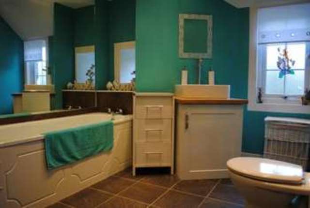  Image of 2 bedroom Cottage for sale in Howgate Road Roberton Biggar ML12 at Roberton, ML12 6RS