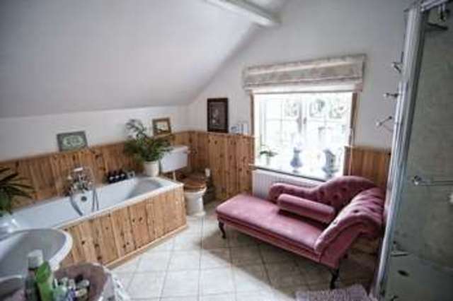  Image of 4 bedroom Cottage for sale in Scawby Brook Scawby Brook Brigg DN20 at Scawby Brook Brigg, DN20 9LD