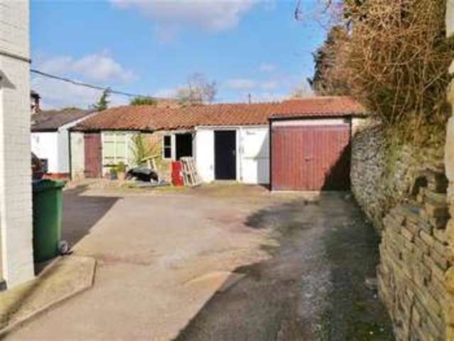  Image of 2 bedroom End of Terrace for sale in Pond Street Great Gonerby Grantham NG31 at Great Gonerby, NG31 8LL